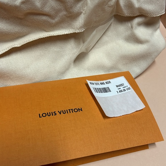 Louis Vuitton handbag , rare messenger satchel - Picture 9 of 10